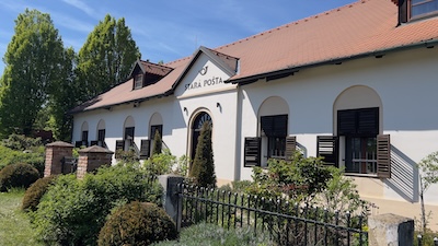 Die Alte Post (Stará pošta) an der alten Landstraße von Brno nach Olomouc.