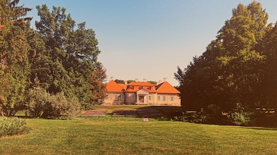 Esterházyschloss Zselíz / Želiezovce.